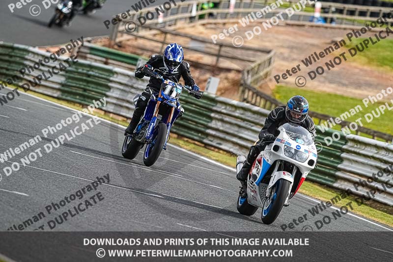 enduro digital images;event digital images;eventdigitalimages;mallory park;mallory park photographs;mallory park trackday;mallory park trackday photographs;no limits trackdays;peter wileman photography;racing digital images;trackday digital images;trackday photos